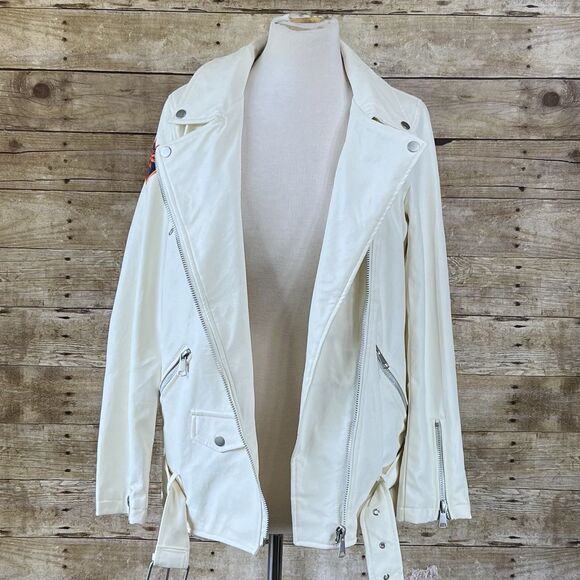 Pretty Little Thing Size 2 Relaxed Women’s Faux leather Motorcycle Jacket  NWOT - Picture 4 of 16